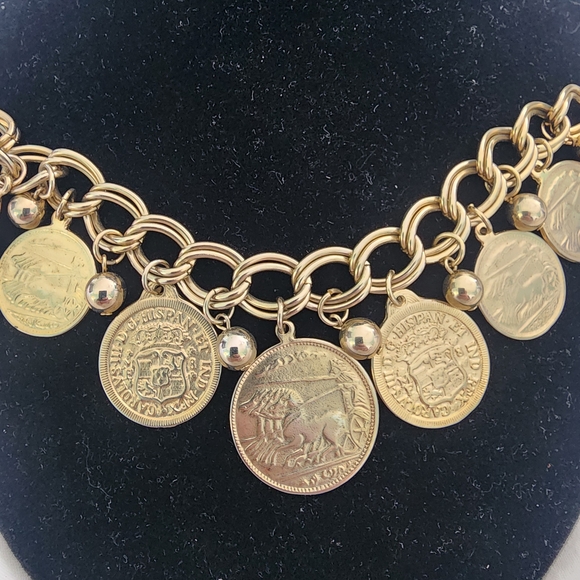 Vintage Gold Tone Coin Charm Bracelet Fashion Jewelry - Picture 5 of 8